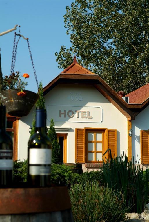 Hotel Vineyard Inn - Szoloskert Nagykanizsa Exterior foto